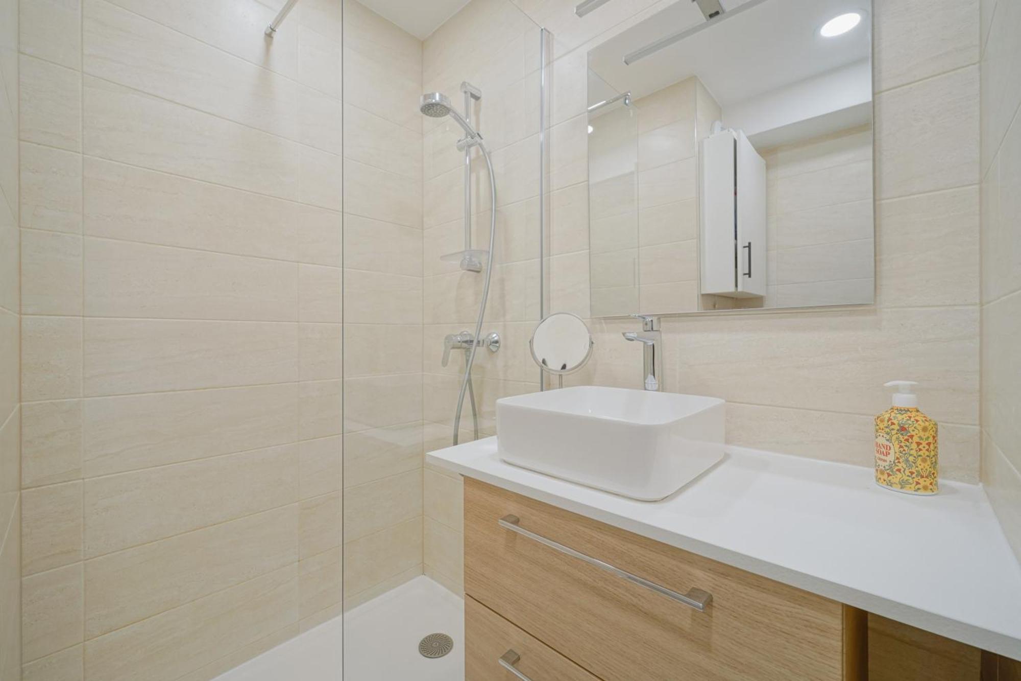 Le Cli'Chic Appartement Clichy Buitenkant foto