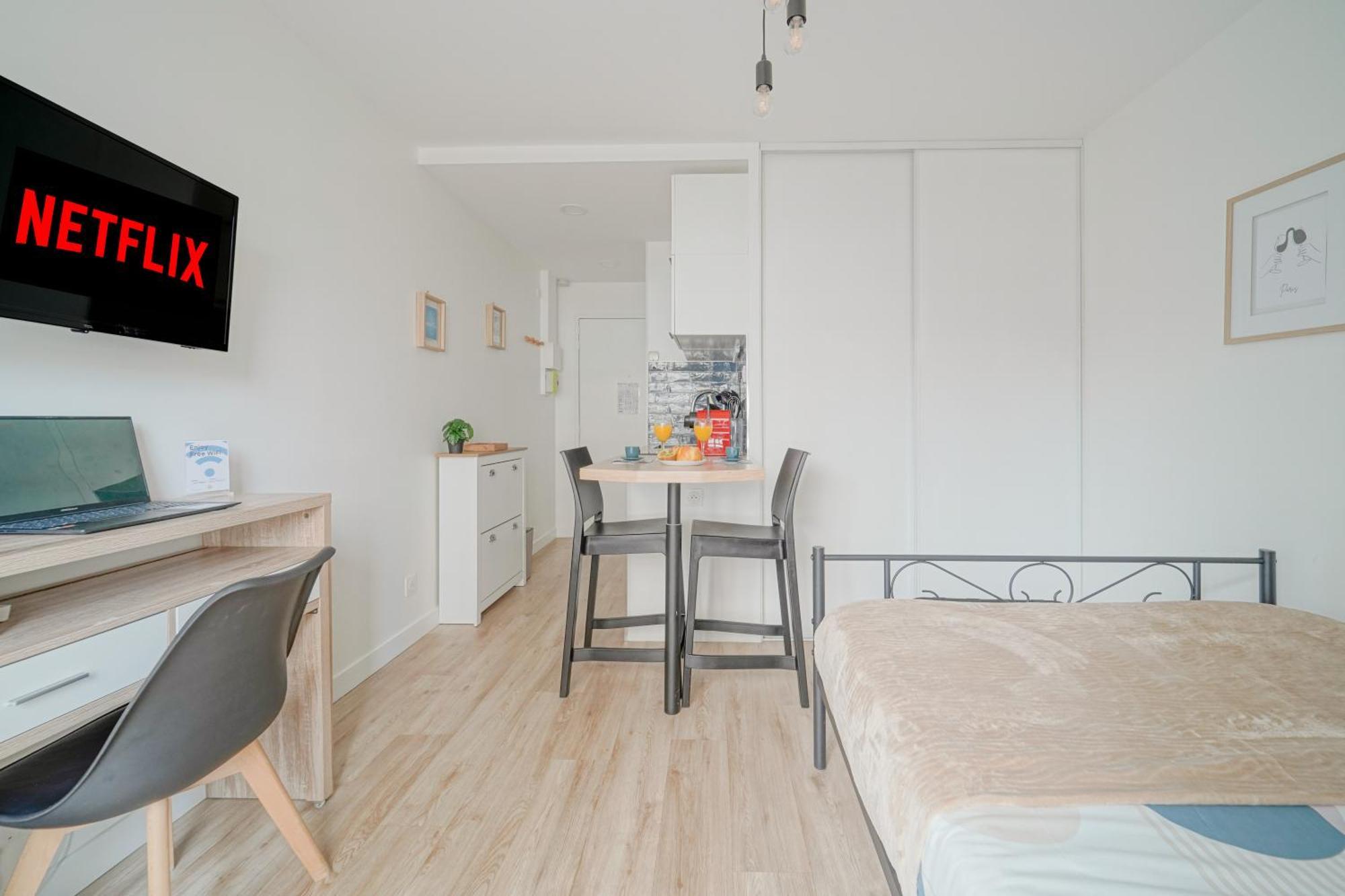 Le Cli'Chic Appartement Clichy Buitenkant foto